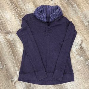 Lululemon reversible sweatshirt Size 6